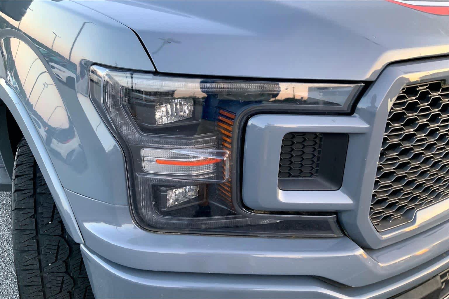Used 2019 Ford F150 Lariat w/ Equipment Group 502A Luxury AWD/4WD image 26