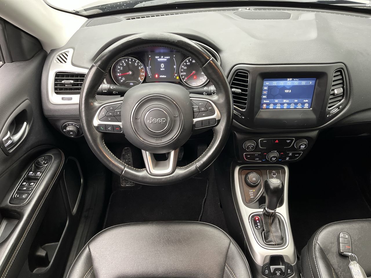 Used 2019 Jeep Compass Latitude AWD/4WD image 12