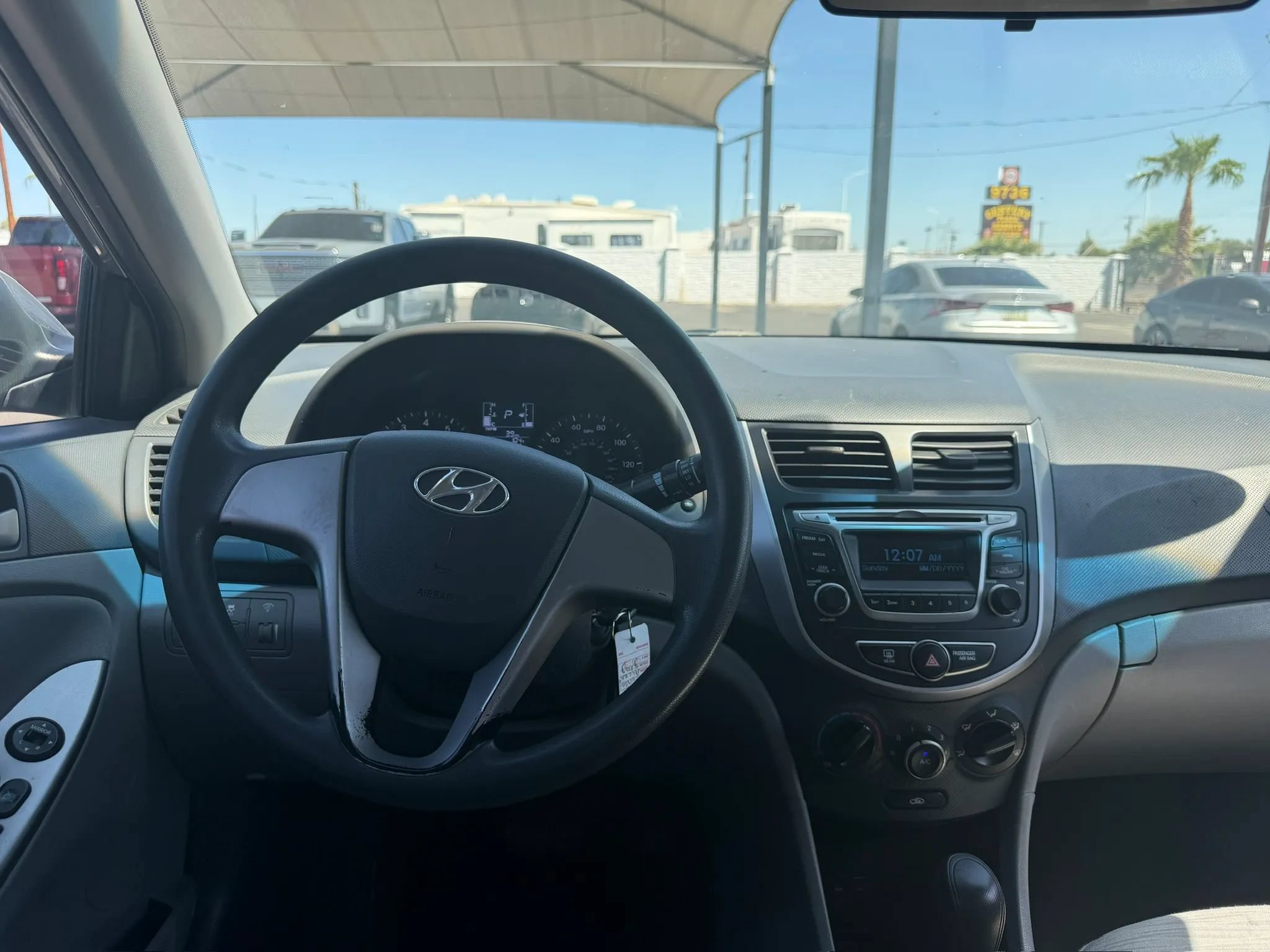 Used 2015 Hyundai Accent GLS FWD image 18