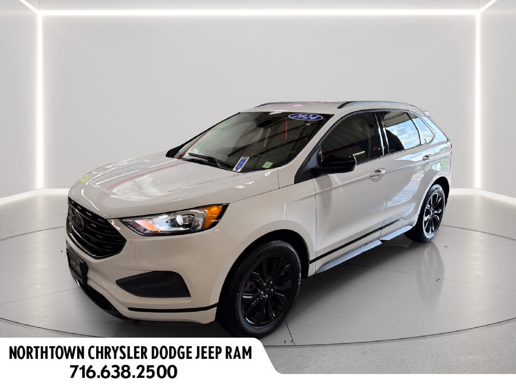 Used 2024 Ford Edge SE w/ Black Appearance Package