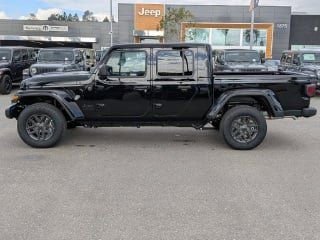 New 2026 Jeep Gladiator Sport