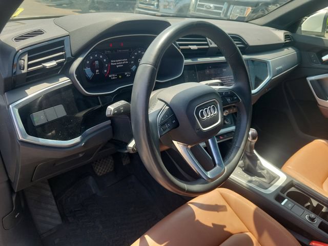 Used 2022 Audi Q3 2.0T Premium AWD/4WD image 9
