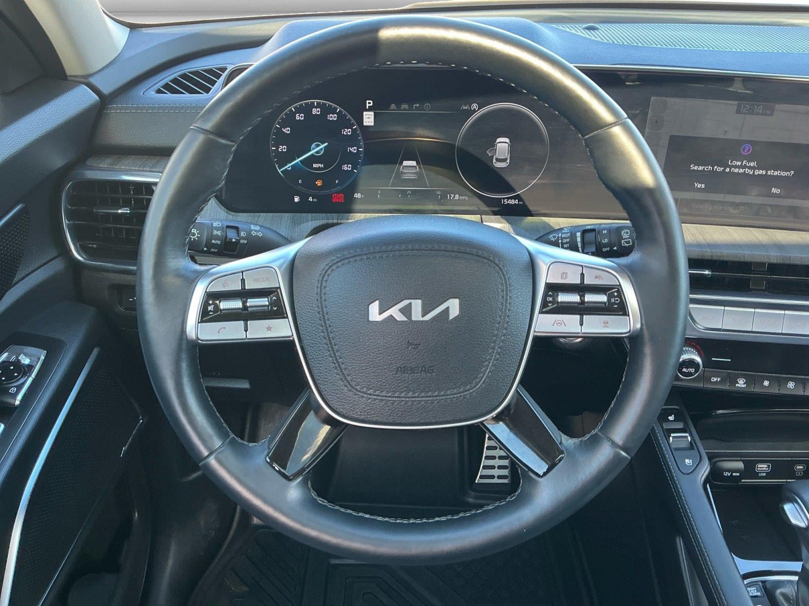 Used 2025 Kia Telluride SX w/ SX Captain's Chair Package AWD/4WD image 12