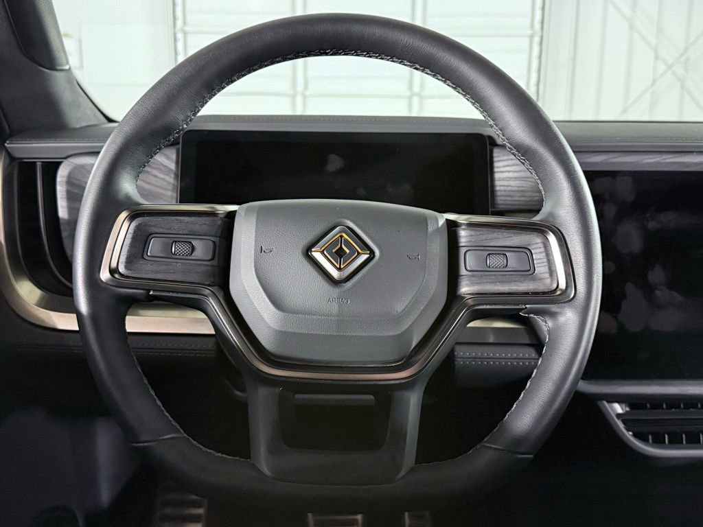 Used 2022 Rivian R1T Adventure image 38
