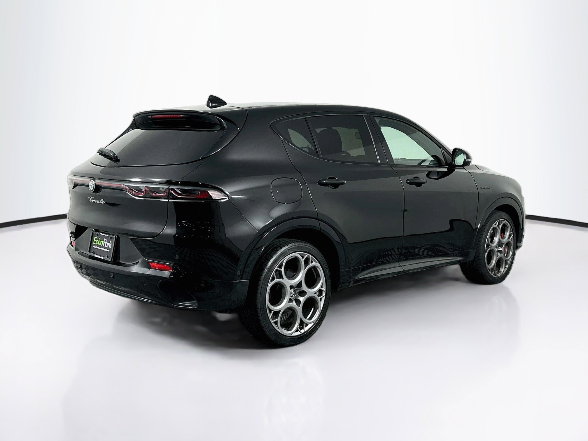 Used 2025 Alfa Romeo Tonale w/ Premium Package AWD/4WD image 9