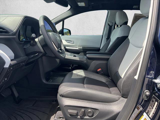 Certified 2026 Toyota Sienna XSE image 11