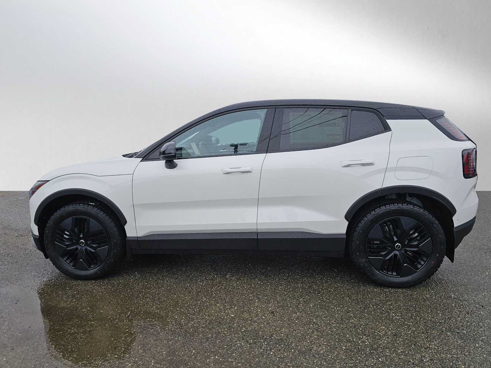 New 2026 Volvo EX30 Cross Country Ultra w/ Protection Package Premier AWD/4WD image 6