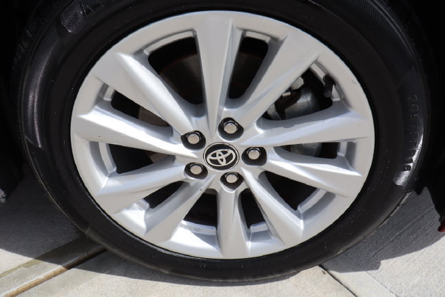 Used 2024 Toyota Corolla LE w/ LE Convenience Package FWD image 45