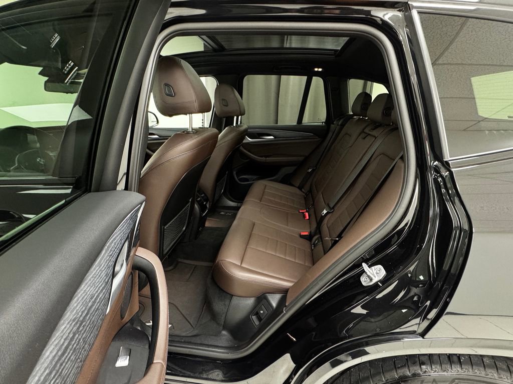 Used 2024 BMW X3 xDrive30i w/ Premium Package image 12