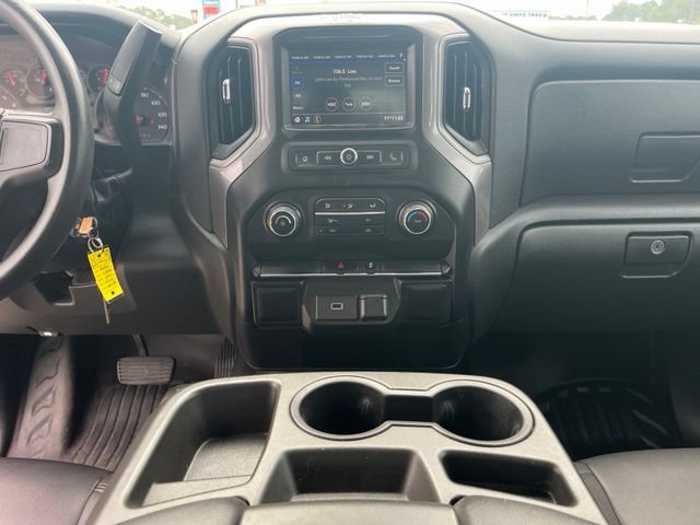 Used 2020 Chevrolet Silverado 1500 W/T w/ Trailering Package AWD/4WD image 9