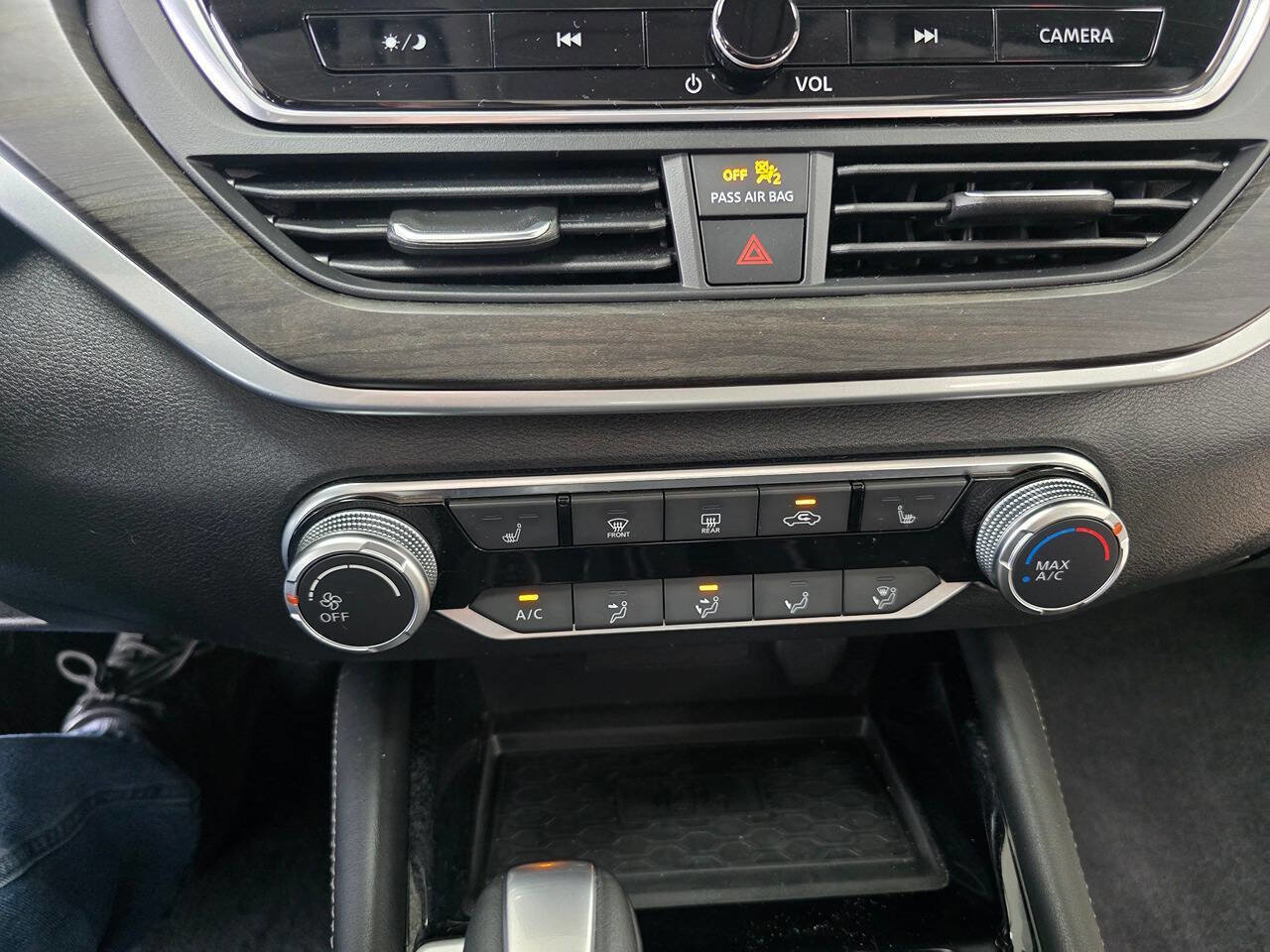 Used 2023 Nissan Altima 2.5 SV w/ SV Premium Package FWD image 43