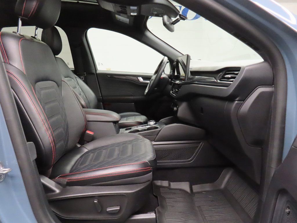 Used 2023 Ford Escape ST-Line Elite w/ Premium Technology Package image 33