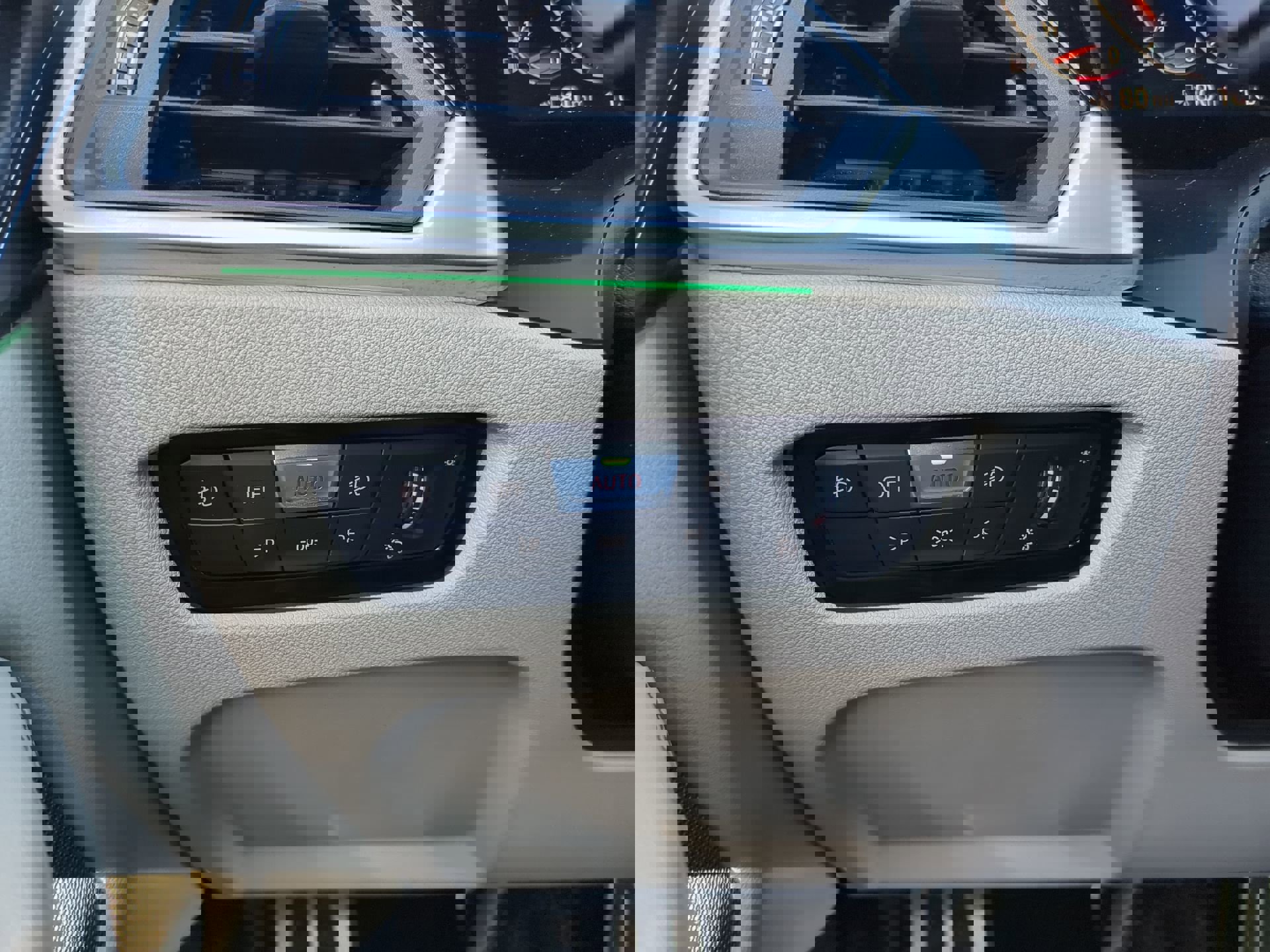 Used 2023 BMW 430i xDrive Convertible w/ M Sport Package image 31