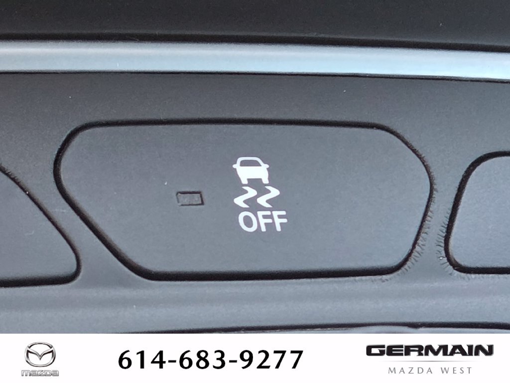 Used 2015 Chrysler 200 Limited w/ Convenience Group FWD image 29