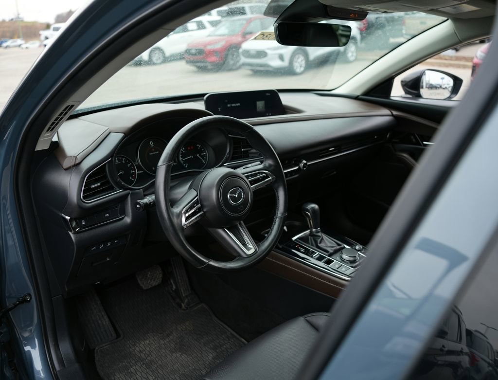 Used 2023 MAZDA CX-30 2.5 Turbo w/ Premium Package image 16