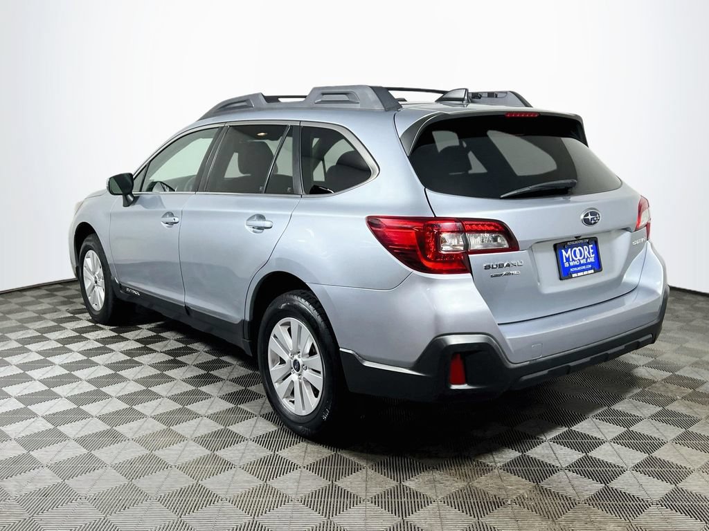 Used 2018 Subaru Outback 2.5i Premium AWD/4WD image 5
