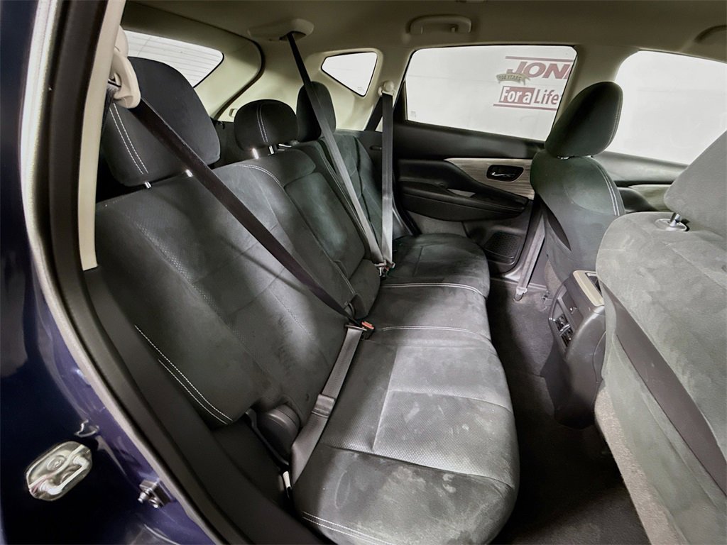 Used 2017 Nissan Murano SV image 28