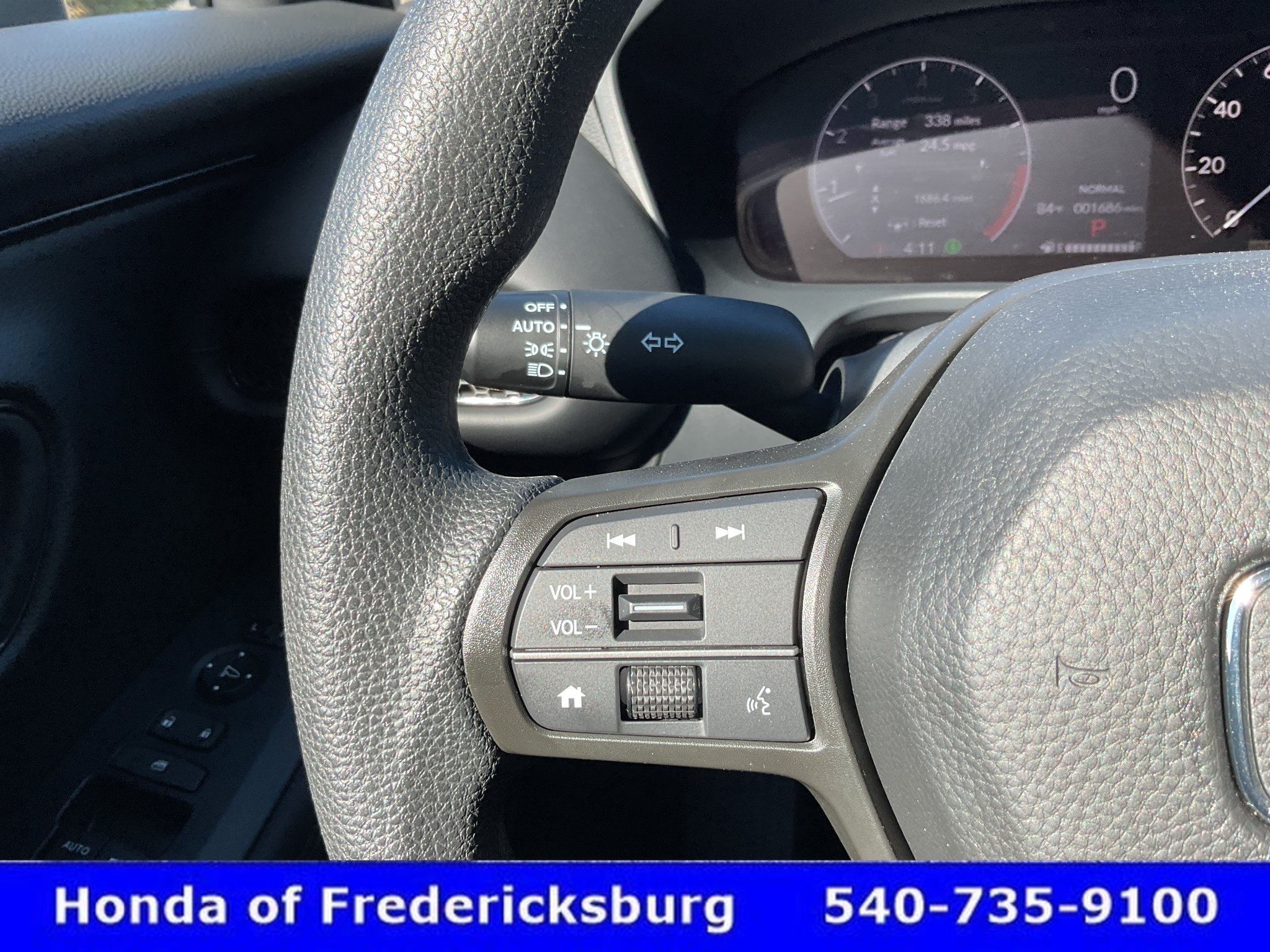 Certified 2027 Honda HR-V LX image 25