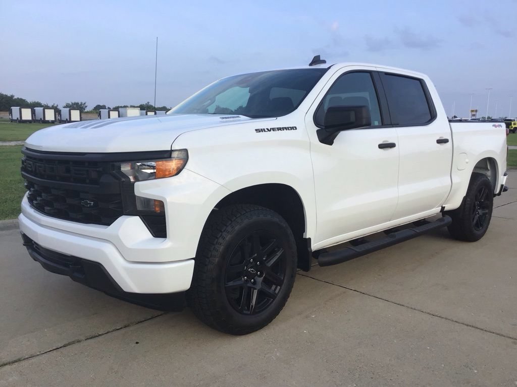 New 2026 Chevrolet Silverado 1500 Custom AWD/4WD image 3