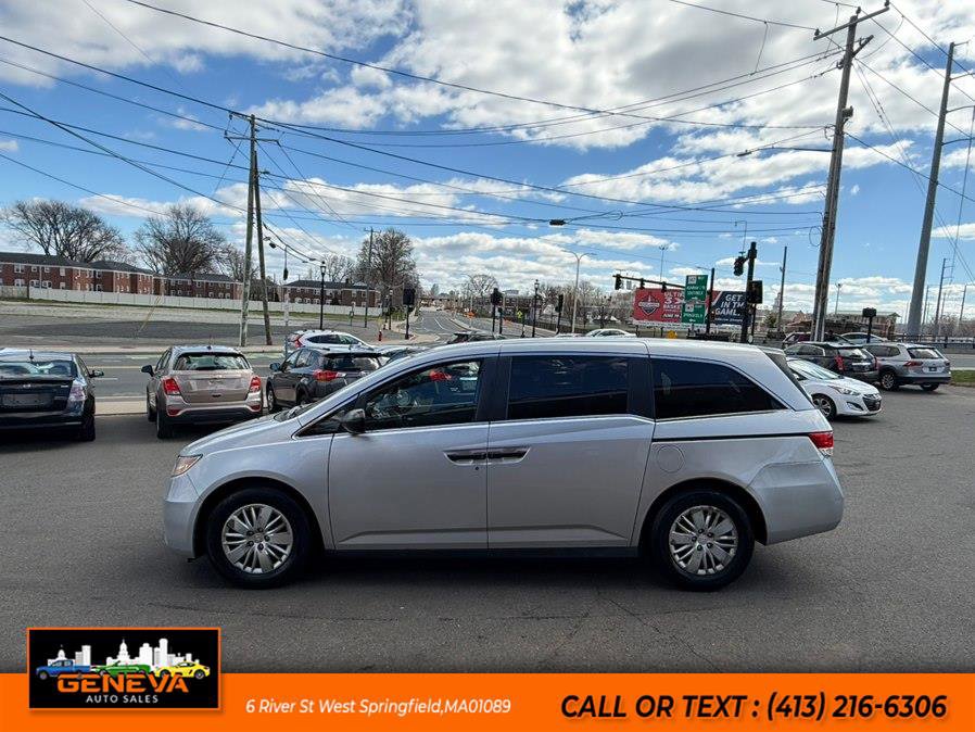Used 2014 Honda Odyssey LX image 8