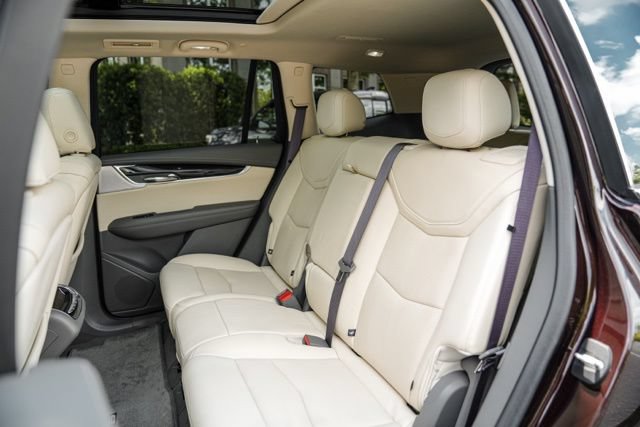 Used 2020 Cadillac XT6 Premium Luxury AWD/4WD image 44