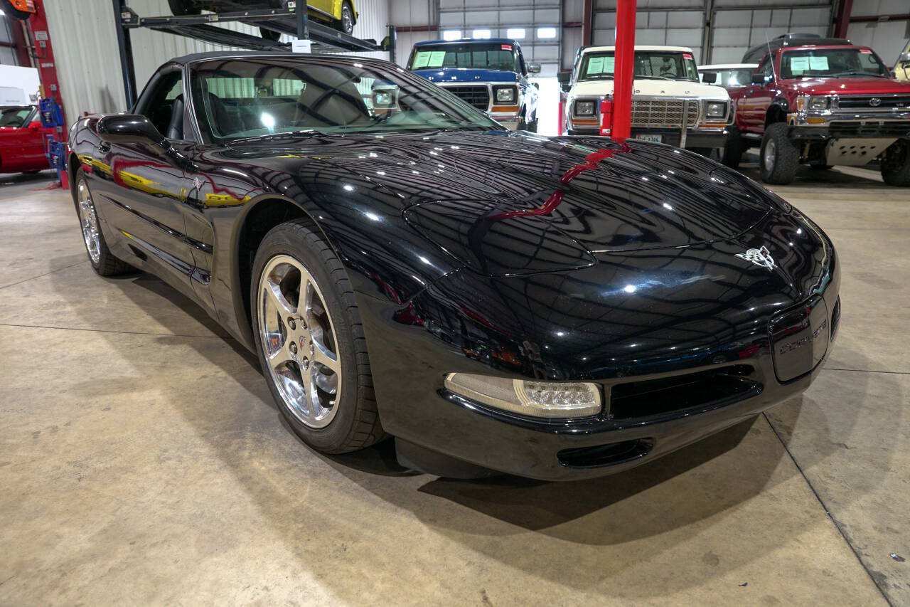 Used 2003 Chevrolet Corvette Convertible w/ Preferred Equipment Group1 RWD image 26