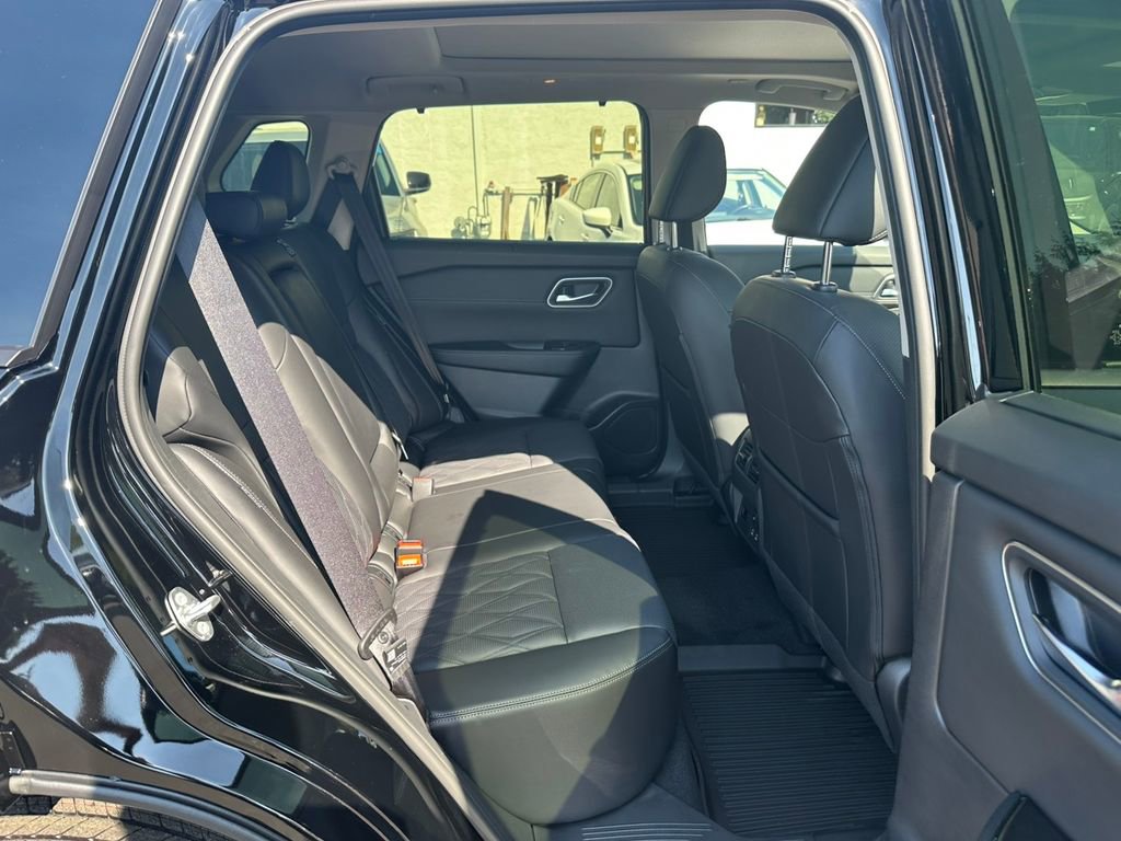 New 2026 Nissan Rogue Platinum w/ Platinum Premium Package AWD/4WD image 27