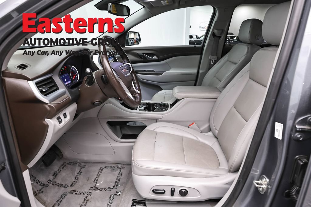 Used 2021 GMC Acadia SLT w/ Preferred Package image 14