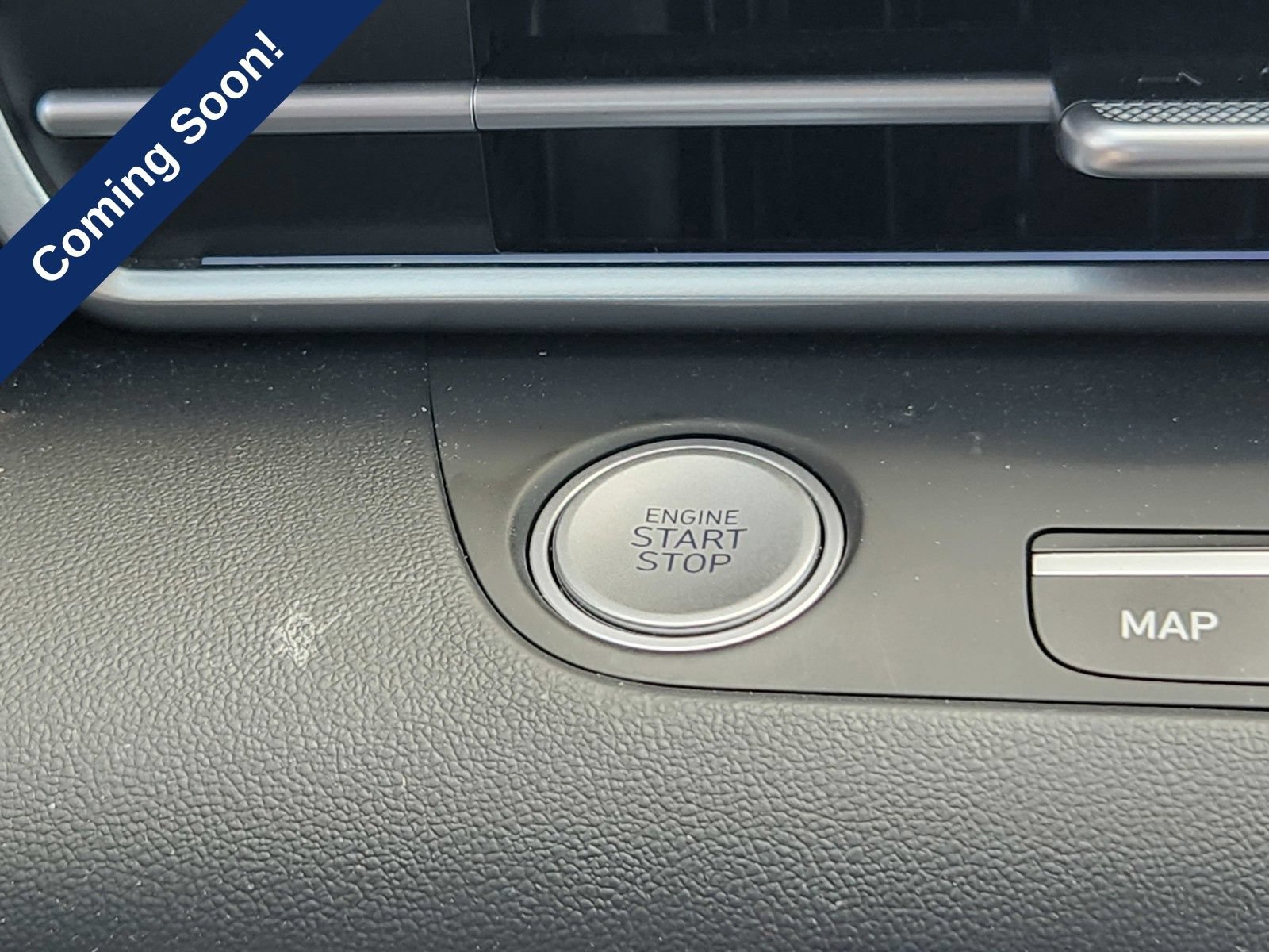 Used 2024 Hyundai Elantra SEL FWD image 17