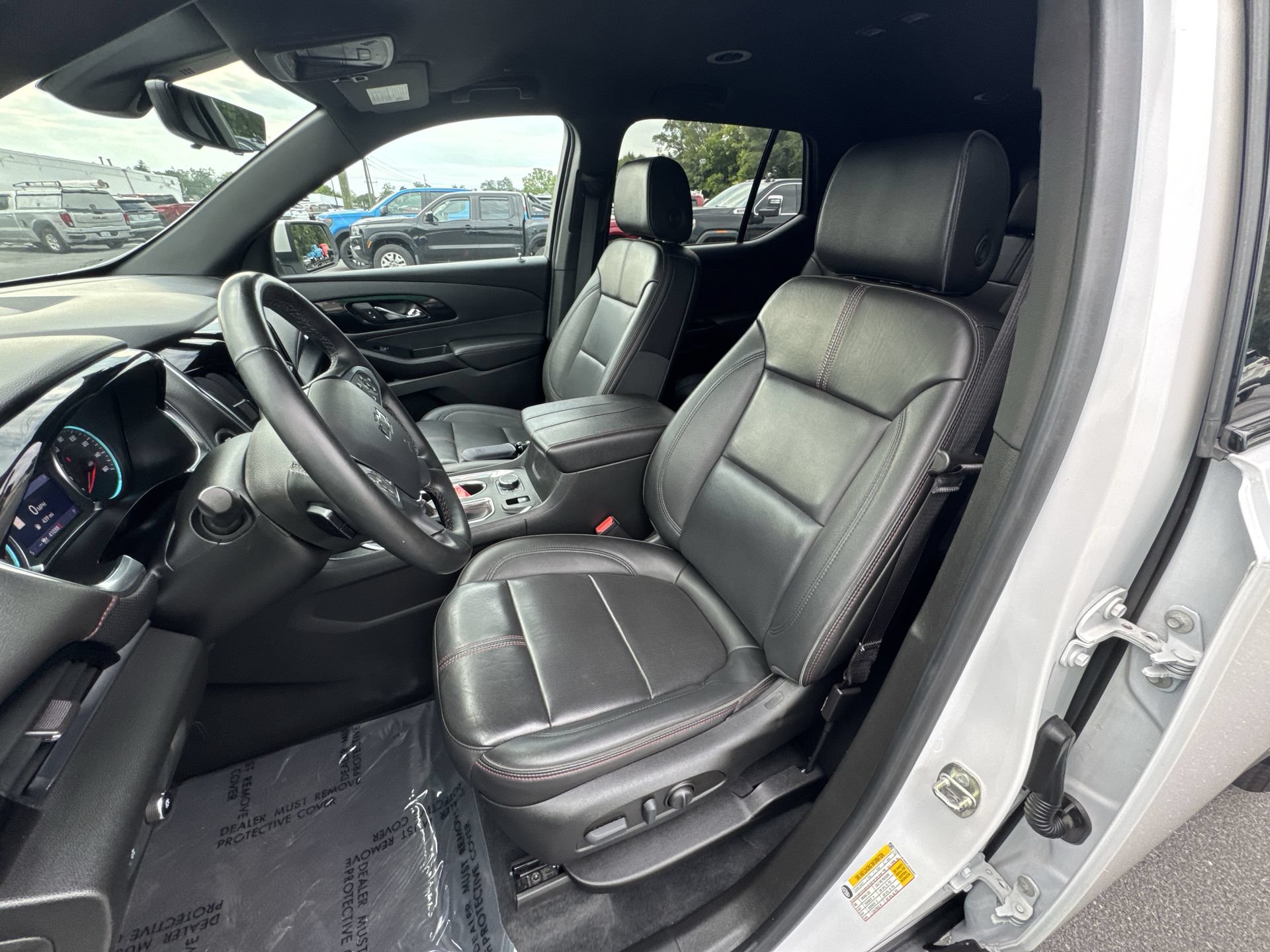 Certified 2023 Chevrolet Traverse RS AWD/4WD image 13