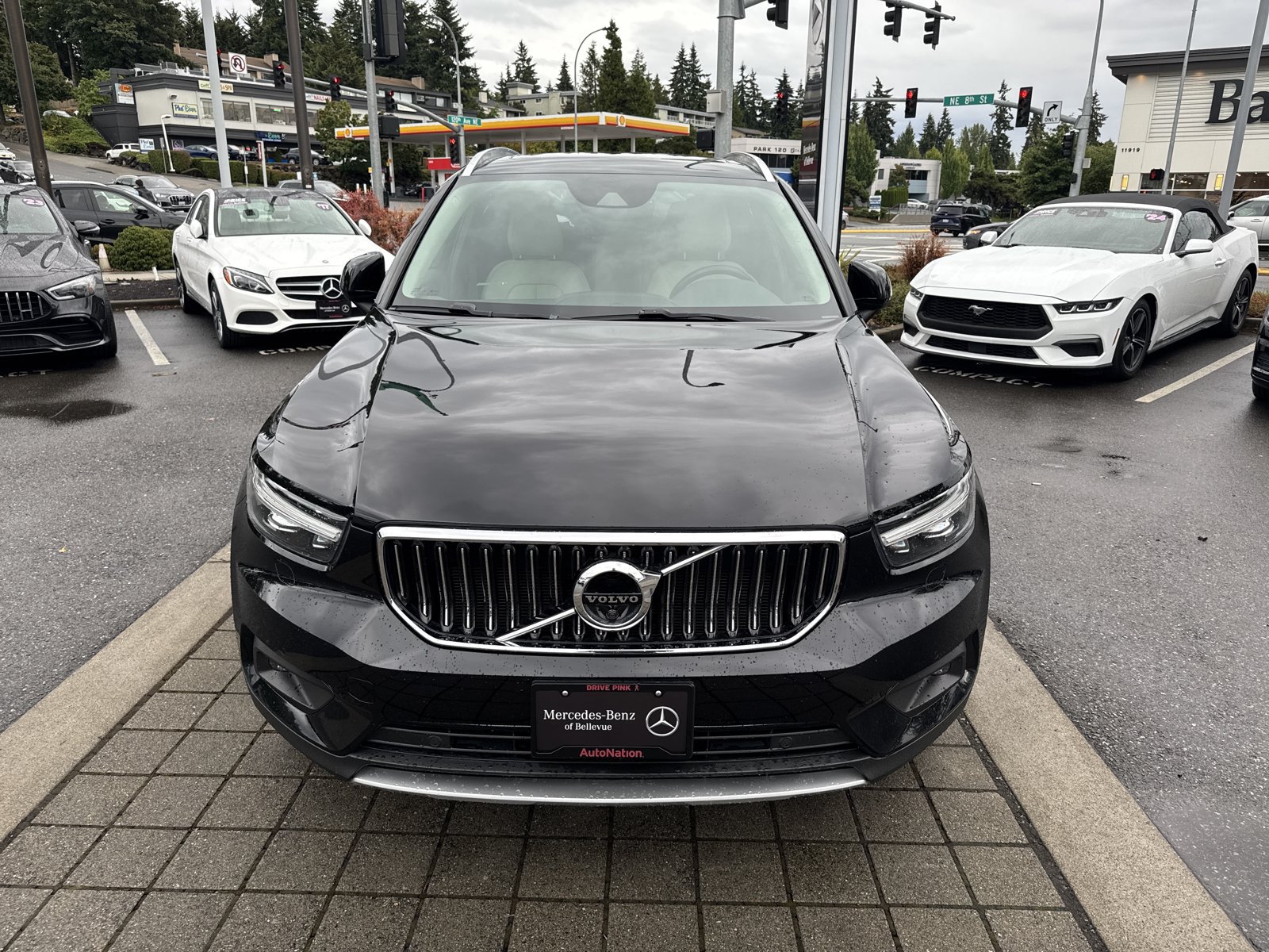 Used 2021 Volvo XC40 T5 Inscription w/ Advanced Package AWD/4WD image 2