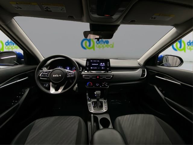 Used 2023 Kia Seltos LX image 27