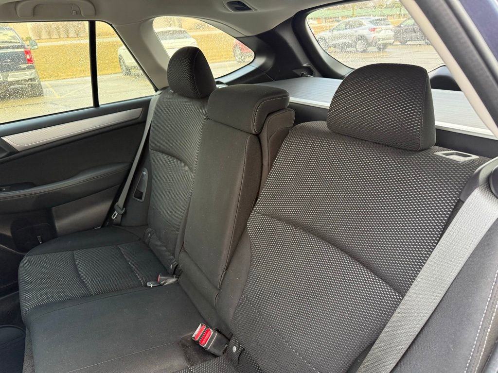 Used 2015 Subaru Outback 2.5i Premium image 19