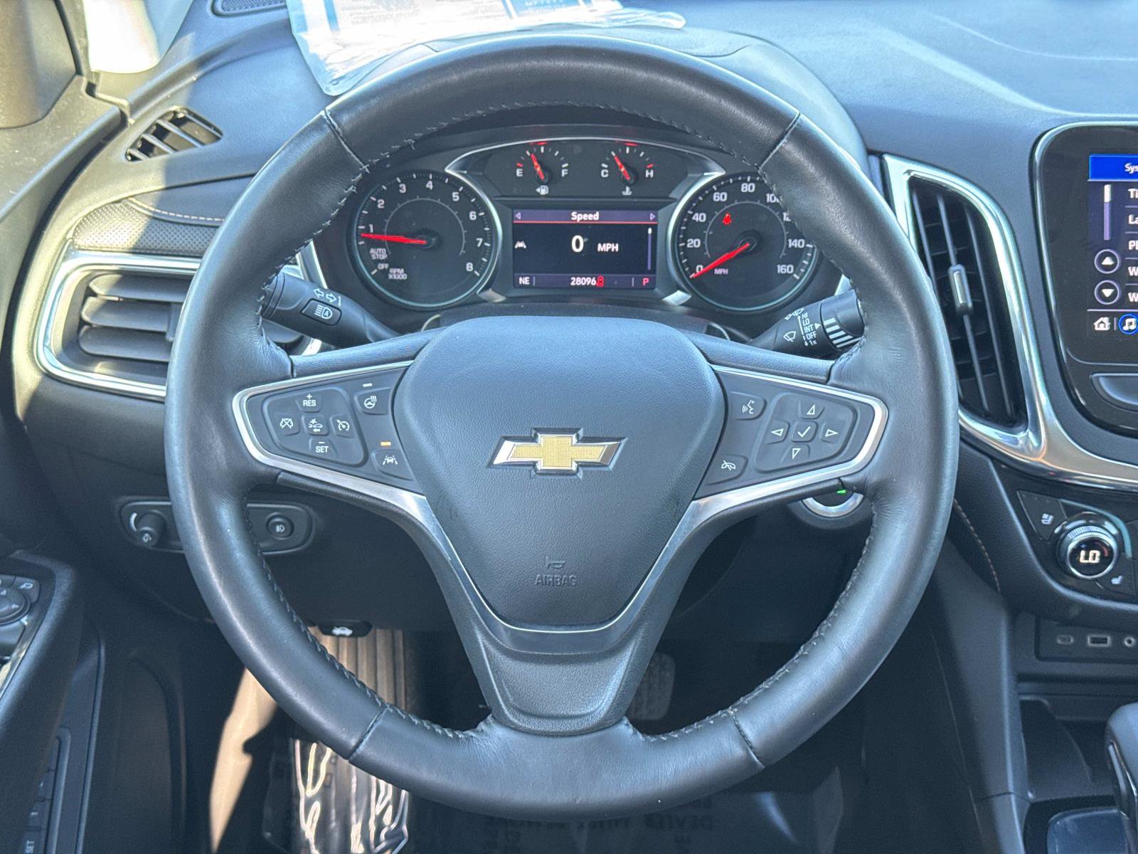 Used 2022 Chevrolet Equinox Premier image 10