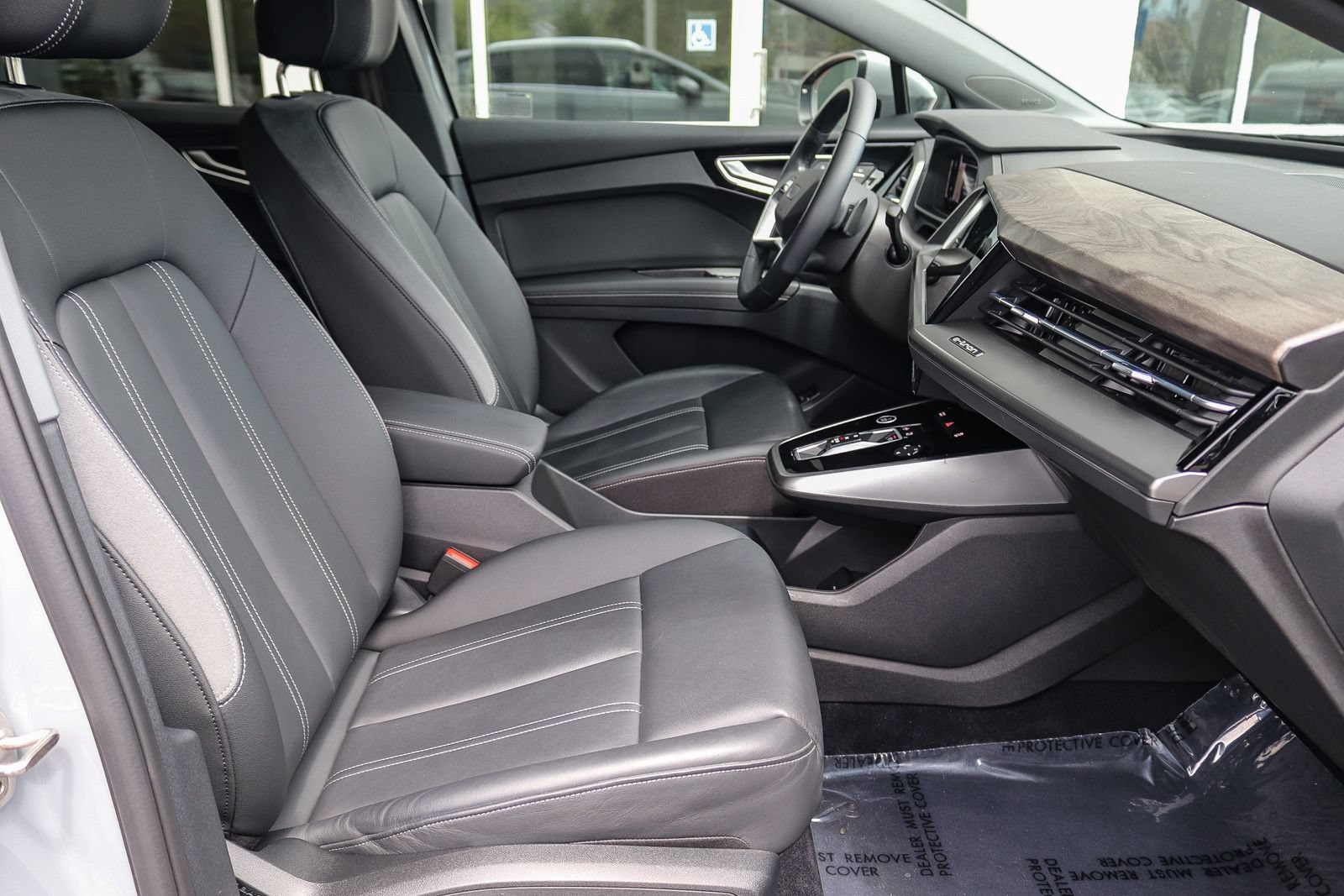 Certified 2023 Audi Q4 e-tron Premium Plus w/ Premium Plus RWD image 18