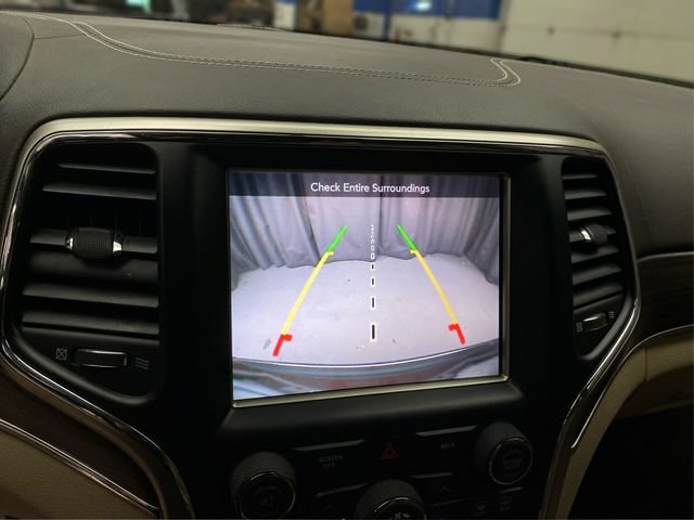 Used 2014 Jeep Grand Cherokee Overland AWD/4WD image 32