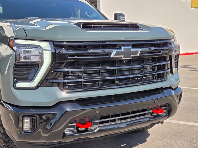 Certified 2025 Chevrolet Silverado 2500 LTZ w/ LTZ Plus Package AWD/4WD image 8