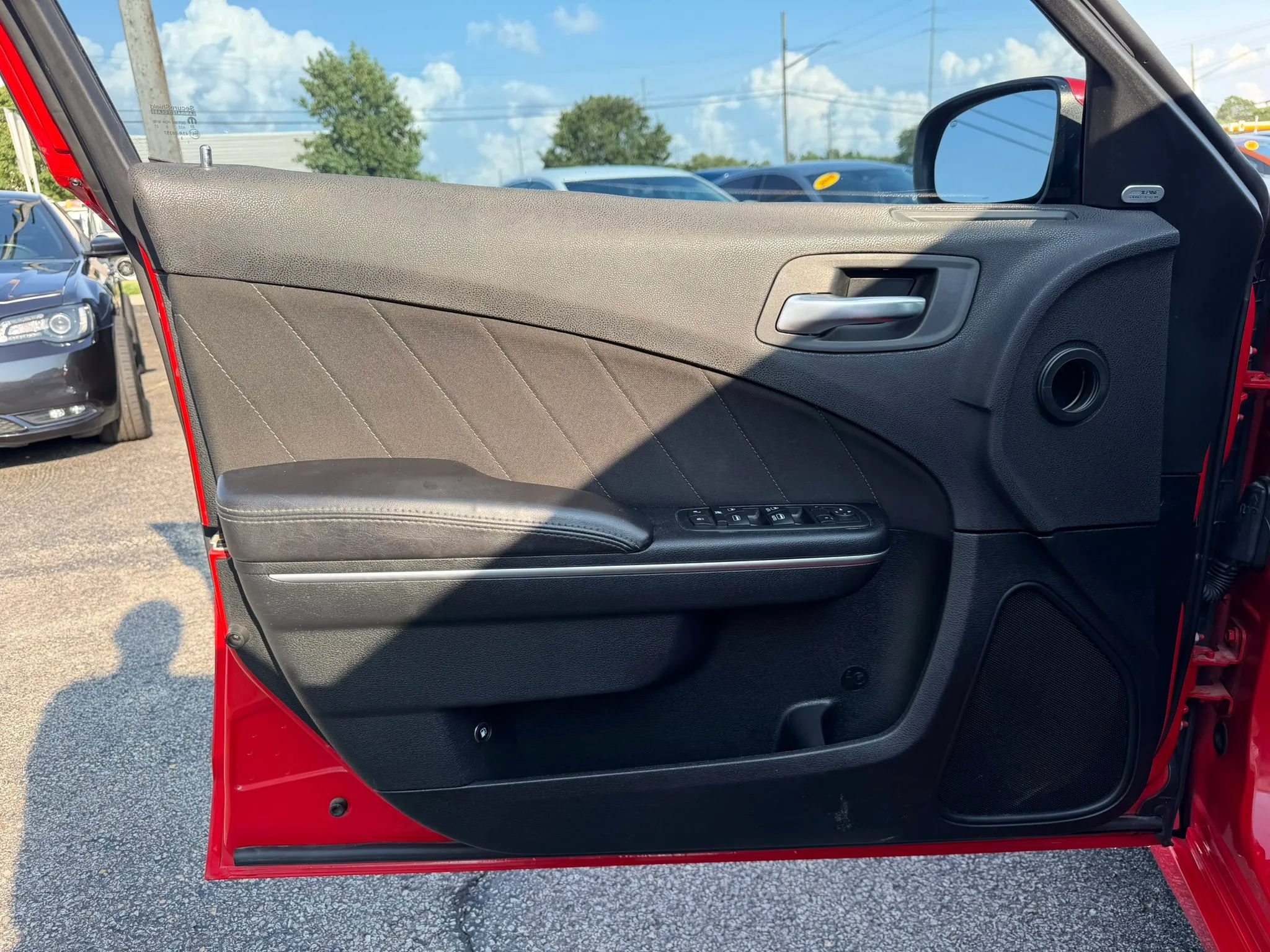 Used 2016 Dodge Charger R/T RWD image 12