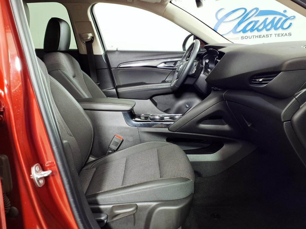 Used 2022 Buick Envision Preferred FWD image 11
