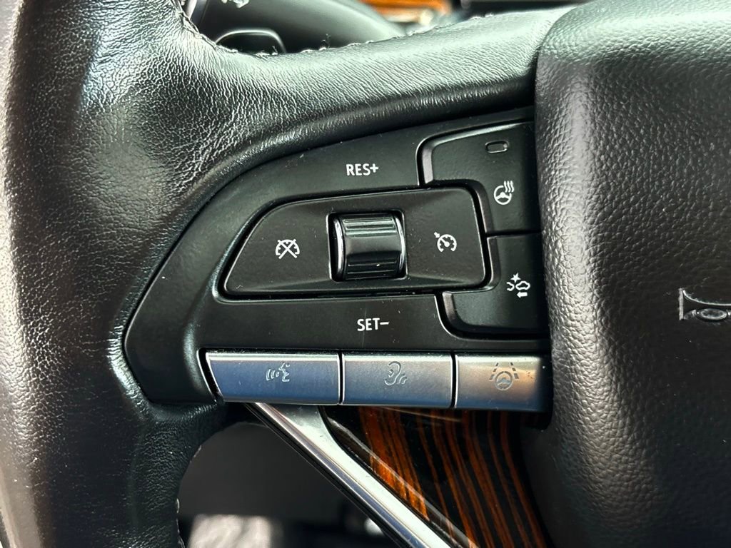 Used 2024 Cadillac Escalade ESV Premium Luxury AWD/4WD image 22