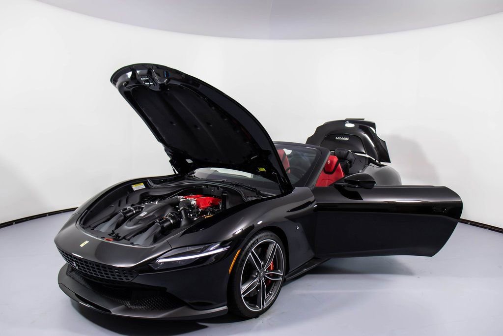 Certified 2024 Ferrari Roma Spider RWD image 33