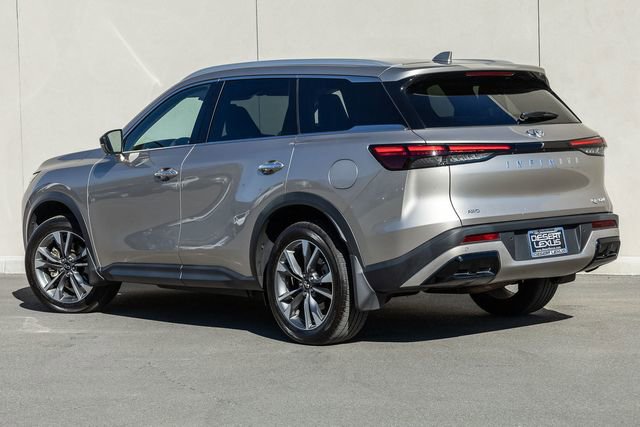 Used 2024 INFINITI QX60 Luxe w/ Performance Audio Package video 3