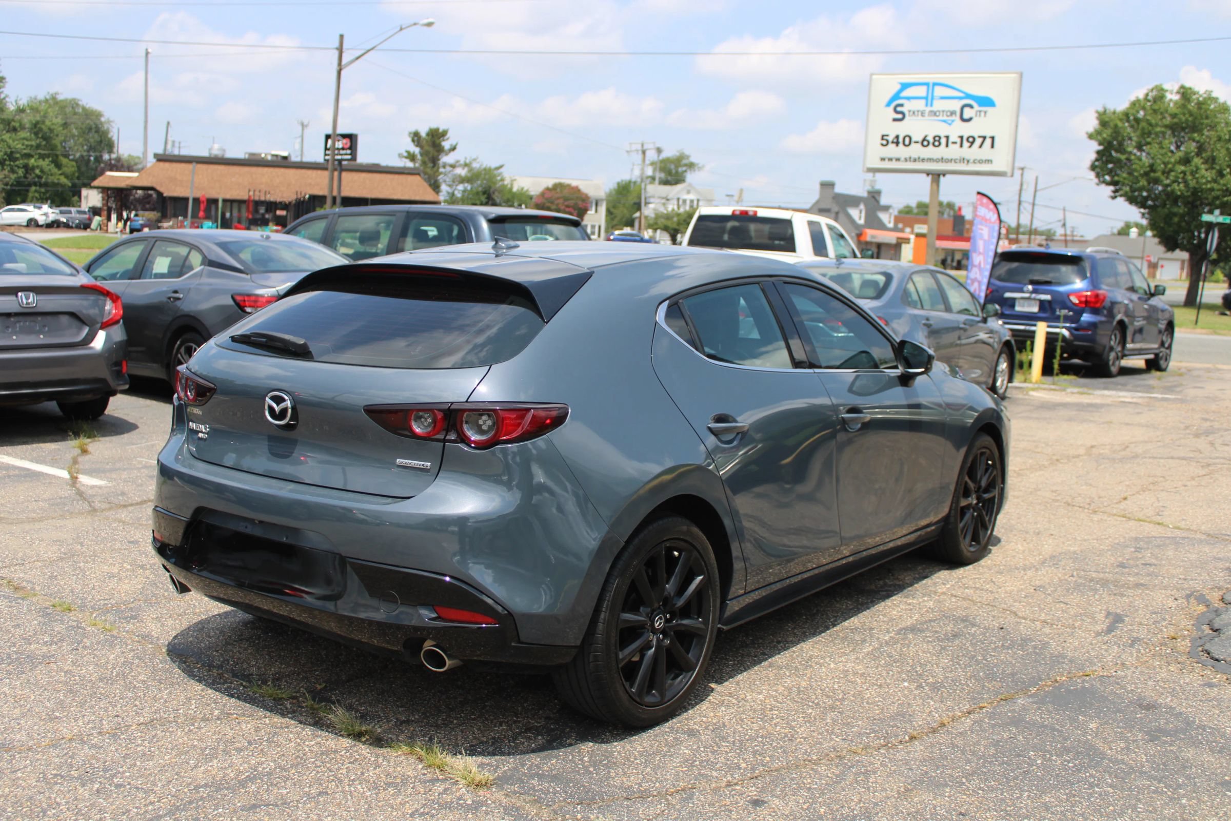 Used 2021 MAZDA MAZDA3 s AWD/4WD image 4