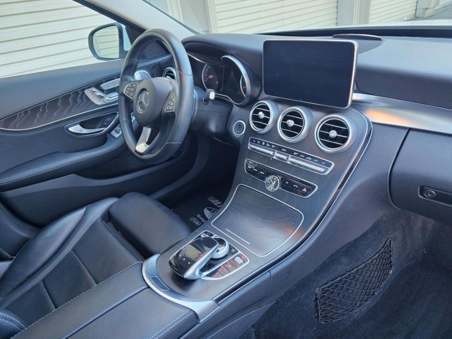 Used 2015 Mercedes-Benz C 300 4MATIC Sedan w/ Premium 1 Package image 14