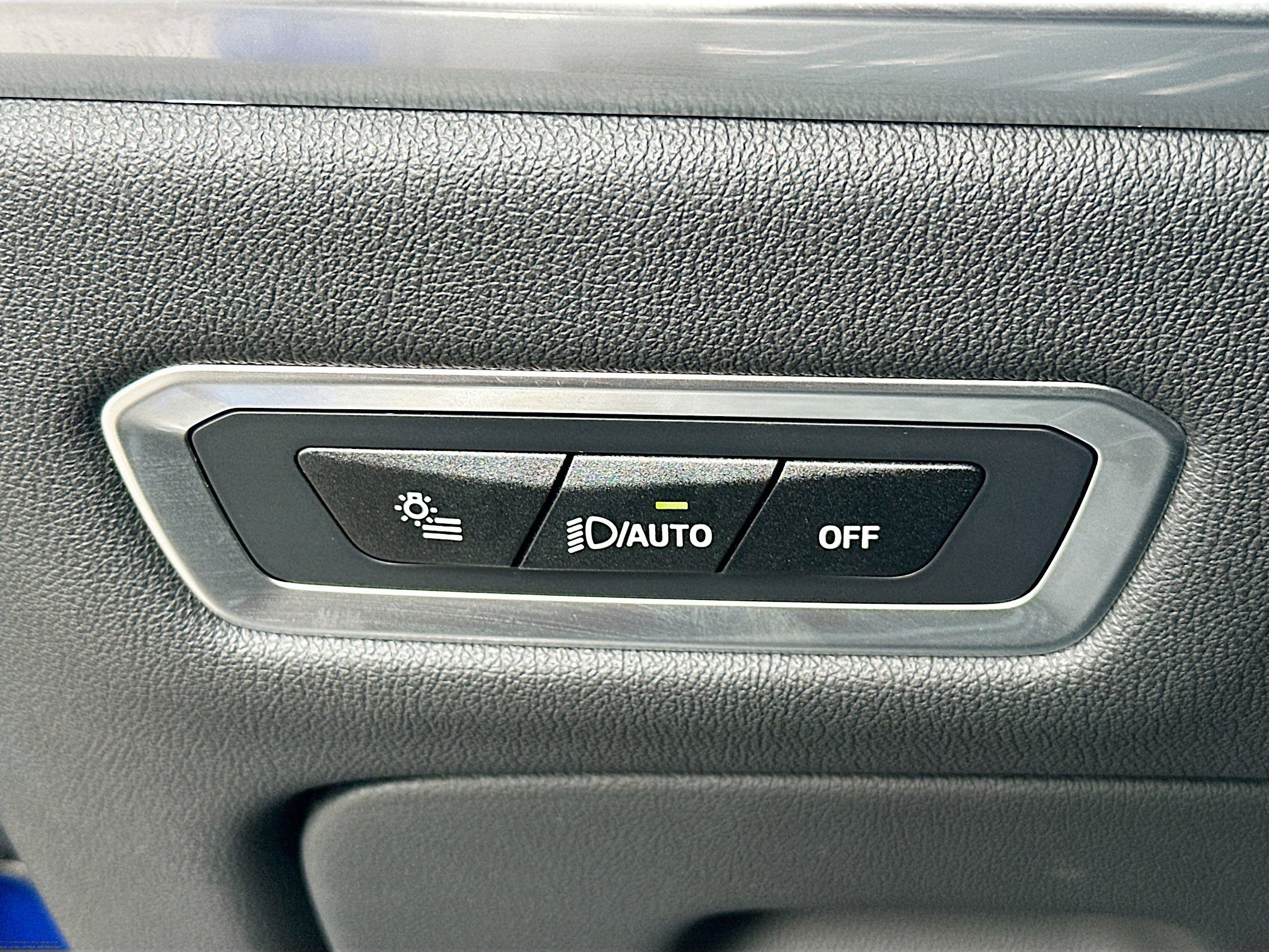 Certified 2024 BMW X7 M60i w/ M Sport Professional Package image 10