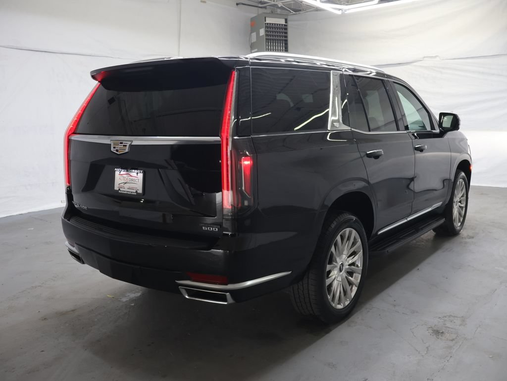 Used 2022 Cadillac Escalade Premium Luxury AWD/4WD image 7