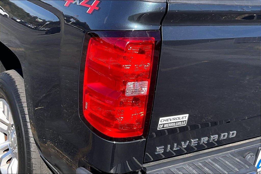 Used 2018 Chevrolet Silverado 1500 LT w/ All Star Edition AWD/4WD image 27