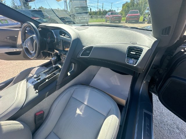 Used 2015 Chevrolet Corvette Stingray Convertible w/ 2LT Preferred Equipment Group RWD image 33