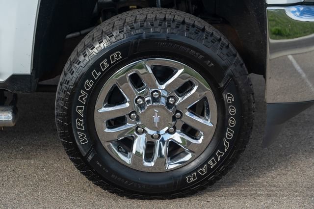 Used 2017 Chevrolet Silverado 2500 LT w/ LT Fleet Convenience Package image 11