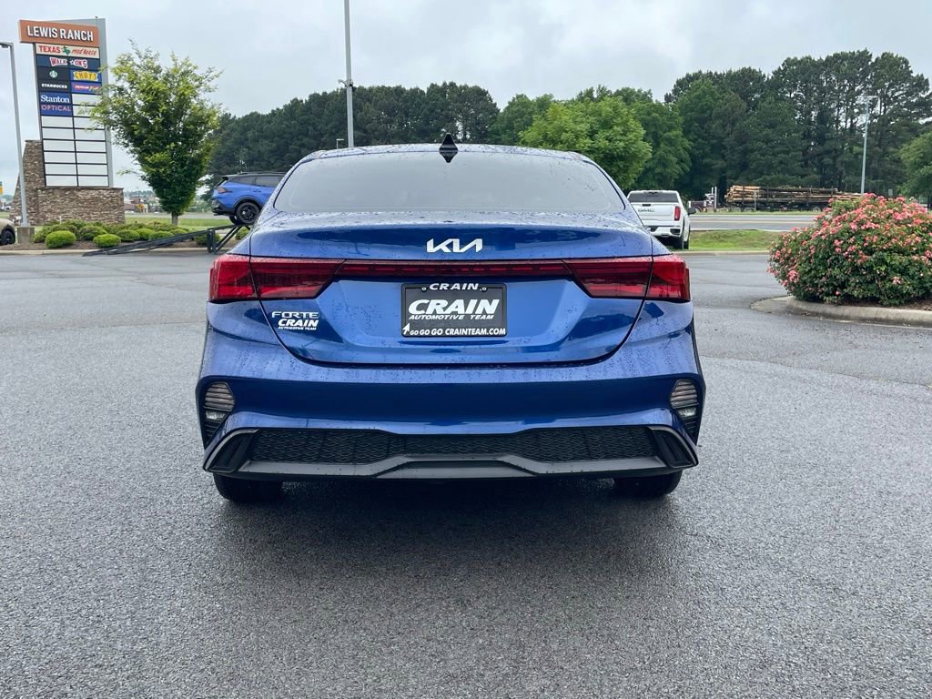 Used 2024 Kia Forte LXS FWD image 7